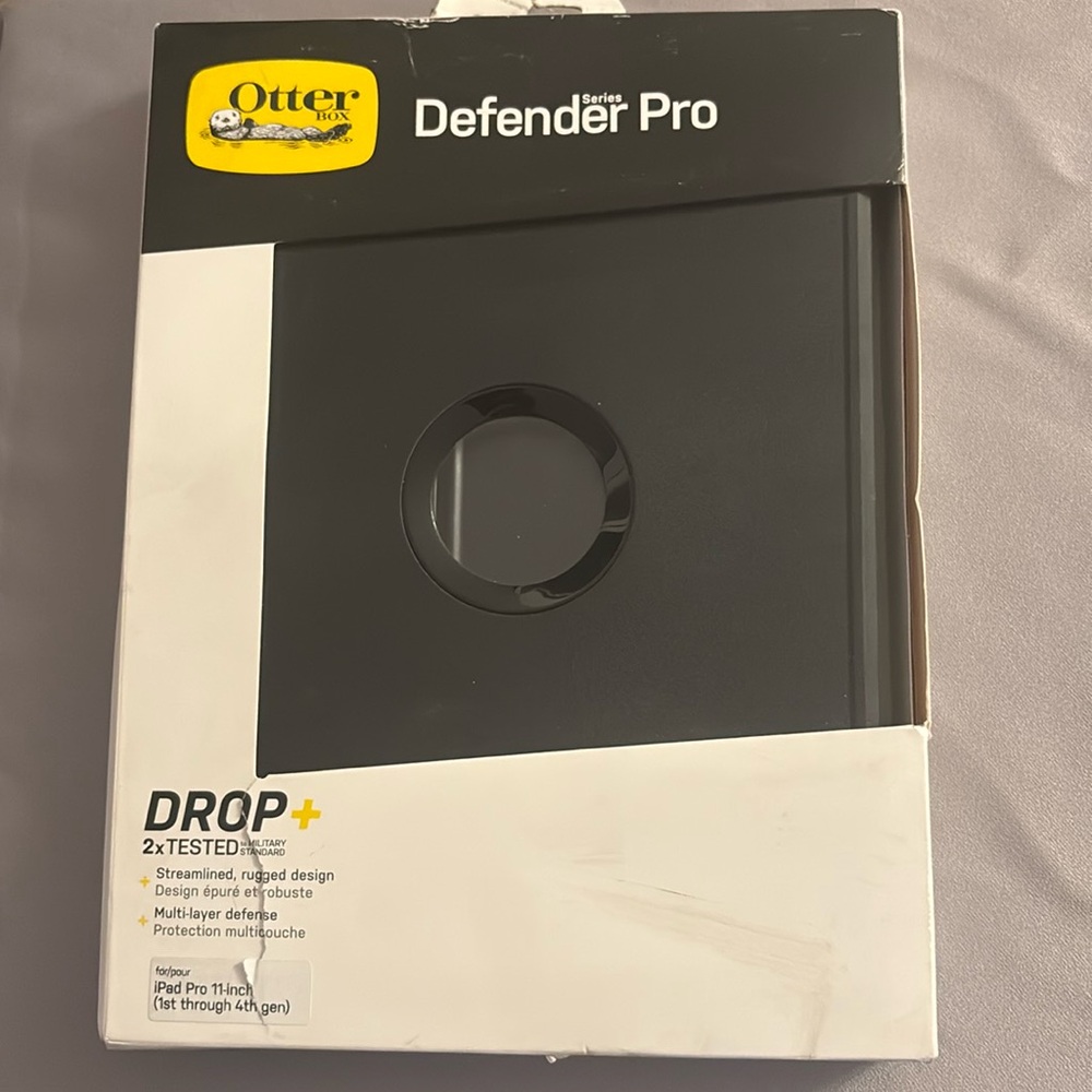 OtterBox Defender Series Pro Tablet Case for iPad Pro 11-inch 1st-3rd gen